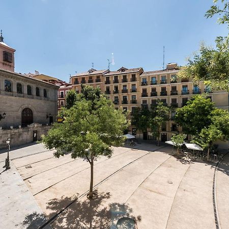 Plaza Paja Arrendamiento De Temporada Appartement Madrid Buitenkant foto
